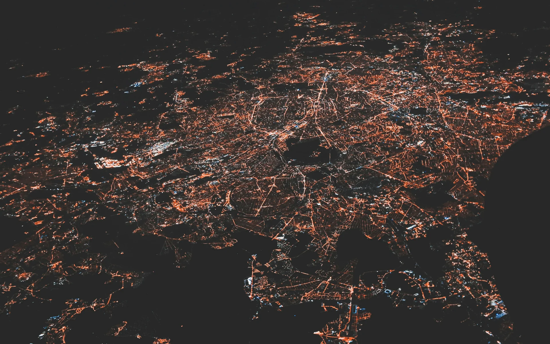 Embedded Electricity Networks in Apartments: Are You Paying Too Much for Power?
